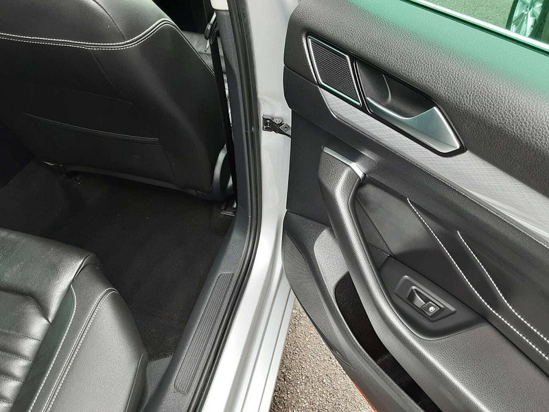 Volkswagen Passat 1.5 Passat SEL TSi Evo 5dr 5dr Manual 2026
