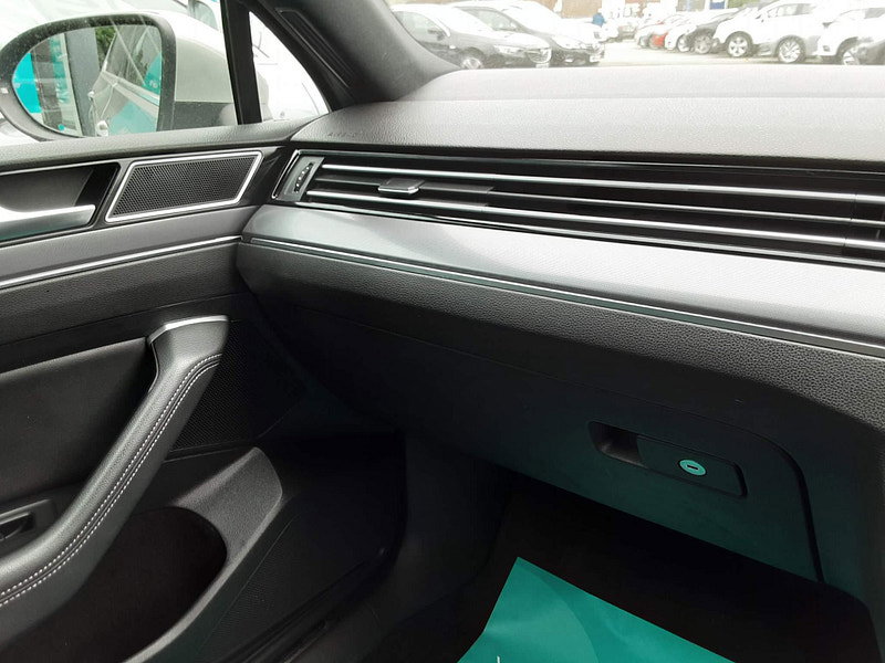 Volkswagen Passat 2.0 TDI BlueMotion Tech R-Line Euro 6 (s/s) 5dr 5dr Manual 2026