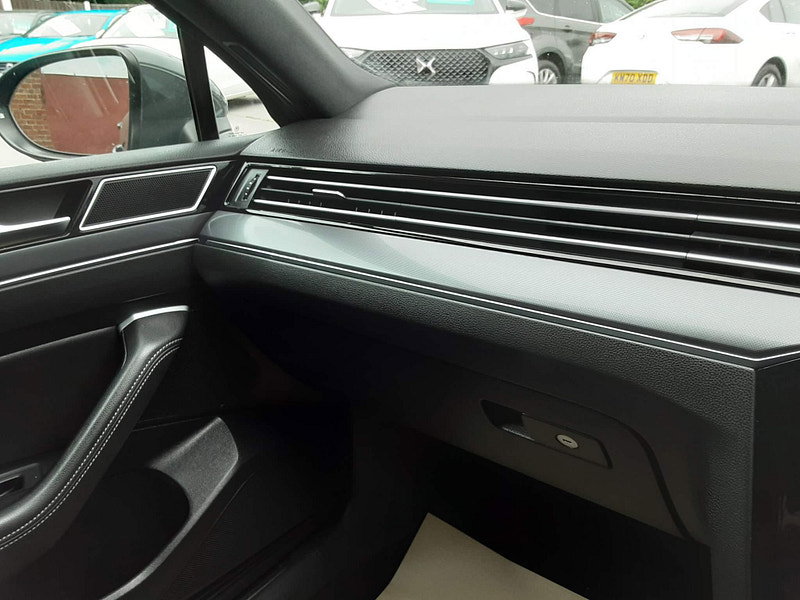 Volkswagen Passat 2.0 TDI BlueMotion Tech R-Line Euro 6 (s/s) 5dr 5dr Manual 2026