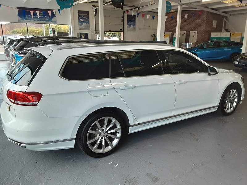 Volkswagen Passat 2.0 TDI BlueMotion Tech R-Line Euro 6 (s/s) 5dr 5dr Manual 2026