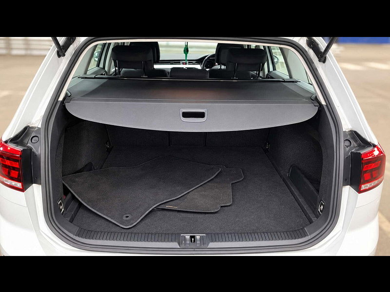 Volkswagen Passat 2.0 Passat SE Nav TDI 5dr 5dr Manual 2026