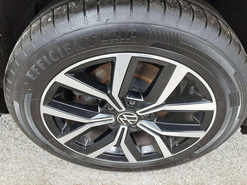 Volkswagen Passat 2.0 Passat SEL TDI 5dr 5dr Manual 2026
