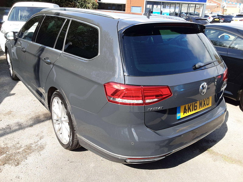 Volkswagen Passat 2.0 Passat R-Line TDI BlueMotion Technology 5dr 5dr Manual 2026
