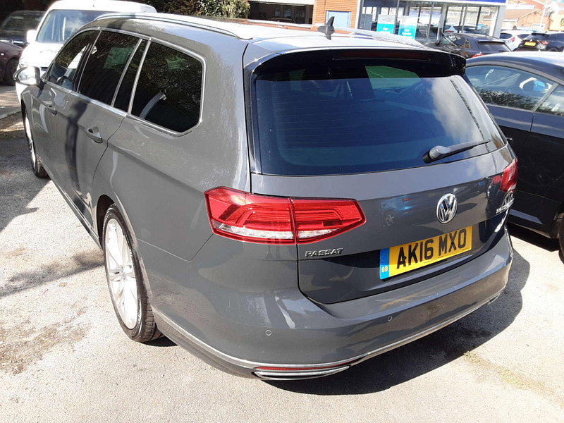 Volkswagen Passat 2.0 Passat R-Line TDI BlueMotion Technology 5dr 5dr Manual 2026