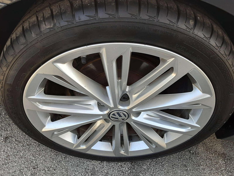 Volkswagen Passat 2.0 Passat R-Line TDI BlueMotion Technology 5dr 5dr Manual 2026