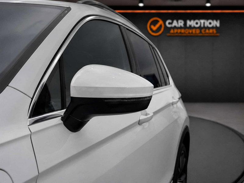 Volkswagen Tiguan 1.4 Tiguan R-Line TSi PHEV Semi-Auto 5dr 5dr Automatic 2026