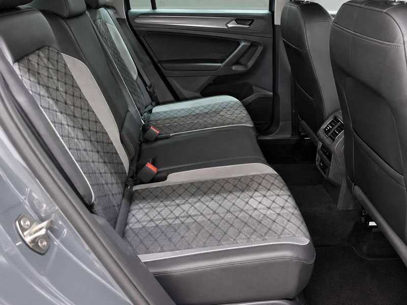Volkswagen Tiguan 1.4 Tiguan R-Line TSi PHEV Semi-Auto 5dr 5dr Automatic 2026