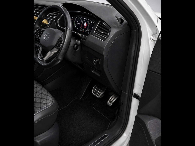 Volkswagen Tiguan 1.5 Tiguan R-Line TSi Semi-Auto 5dr 5dr Automatic 2026