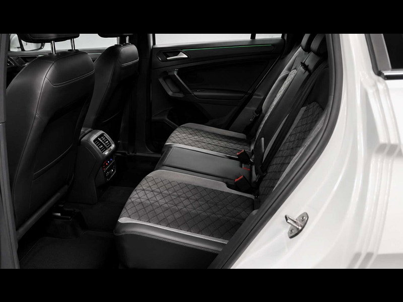 Volkswagen Tiguan 1.5 Tiguan R-Line TSi Semi-Auto 5dr 5dr Automatic 2026