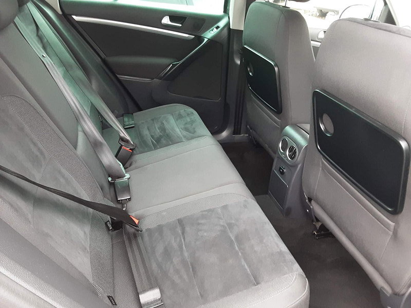 Volkswagen Tiguan 2.0 TDI BlueMotion Tech Match DSG 4WD Euro 5 (s/s) 5dr 5dr Automatic 2026