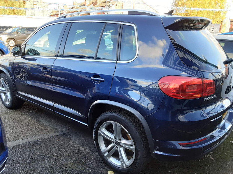 Volkswagen Tiguan 2.0 TDI BlueMotion Tech R-Line 4WD Euro 5 (s/s) 5dr 5dr Manual 2026