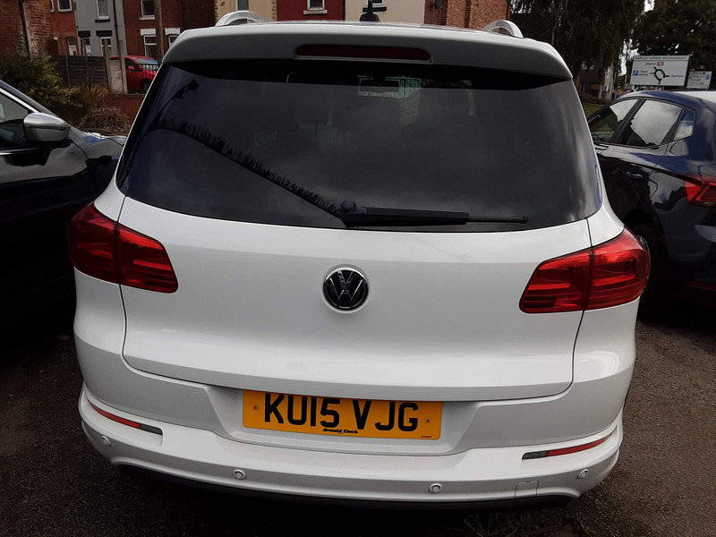 Volkswagen Tiguan 2.0 TDI BlueMotion Tech R-Line 4WD Euro 5 (s/s) 5dr (Nav) 5dr Manual 2026