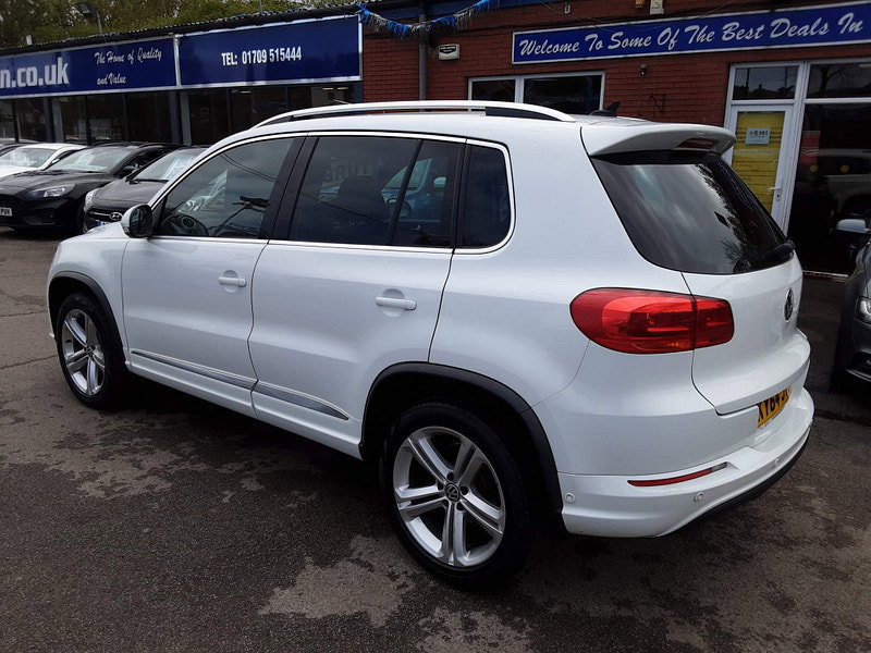 Volkswagen Tiguan 2.0 TDI BlueMotion Tech R-Line DSG 4WD Euro 5 (s/s) 5dr (Nav) 5dr Automatic 2026