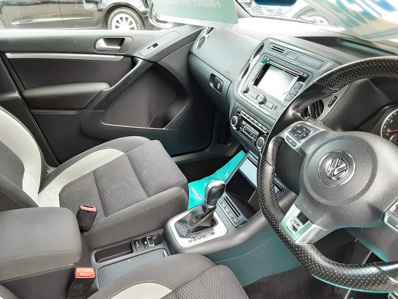 Volkswagen Tiguan 2.0 TDI BlueMotion Tech R-Line DSG 4WD Euro 5 (s/s) 5dr (Nav) 5dr Automatic 2026
