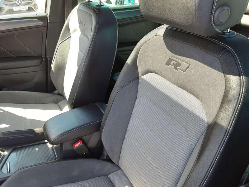 Volkswagen Tiguan 2.0 Tiguan R-Line TDI 4Motion Semi-Auto 4WD 5dr 5dr Automatic 2026