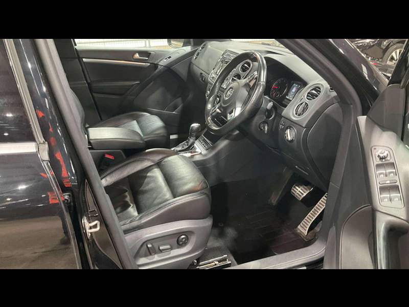 Volkswagen Tiguan 2.0 Tiguan R-Line TDI BlueMotion Technology 4Motion Semi-Auto 4WD 5dr 5dr Automatic 2026