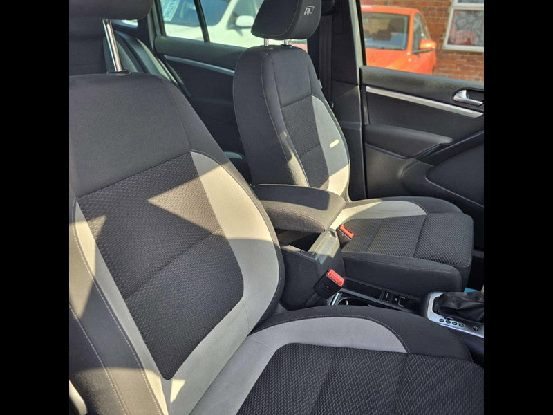 Volkswagen Tiguan 2.0 Tiguan R-Line TDI BlueMotion Technology 4Motion Semi-Auto 4WD 5dr 5dr Automatic 2026