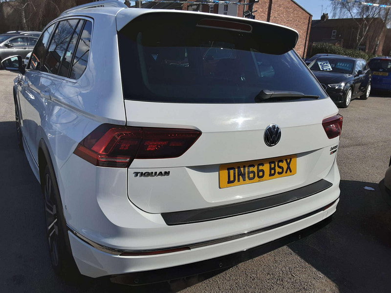 Volkswagen Tiguan 2.0 Tiguan R-Line TSi BlueMotion Technology 4Motion Semi-Auto 4WD 5dr 5dr Automatic 2026