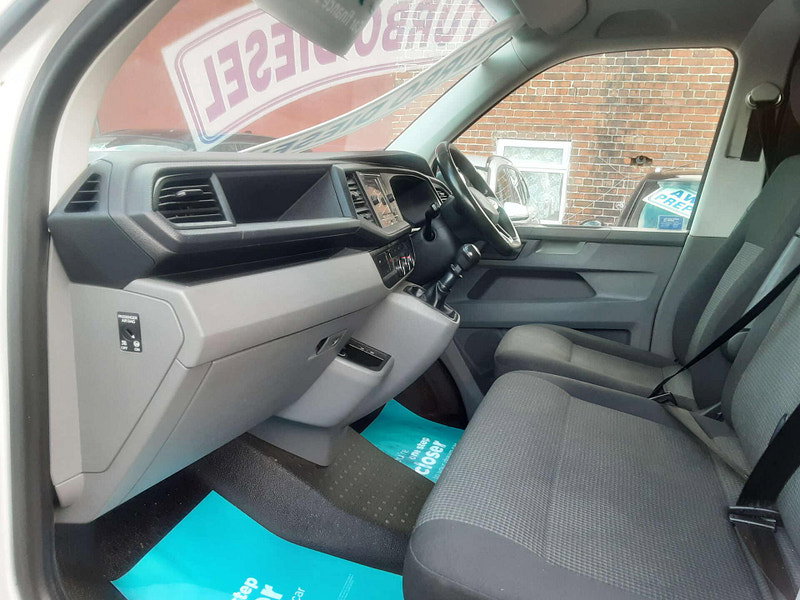 Volkswagen Transporter 2.0 Transporter T32 StartLine TDI 2dr Manual 2026