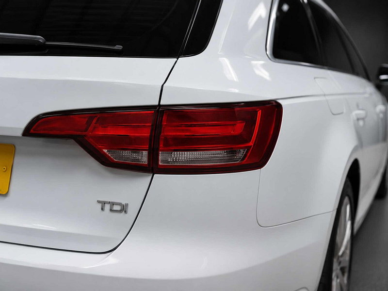 Audi A4 2.0 A4 SE Ultra TDI Semi-Auto 5dr 5dr Automatic 2026