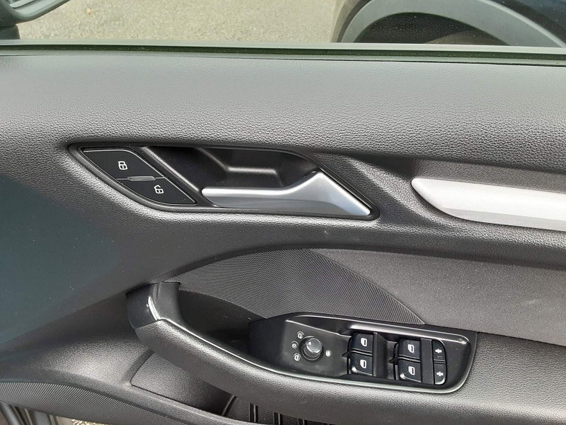 Audi A3 1.6 TDI ultra SE Technik Sportback Euro 6 (s/s) 5dr 5dr Manual 2026