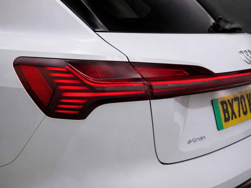 Audi E-tron e-tron Launch Edition 55 Quattro 4WD 5dr 5dr Automatic 2026