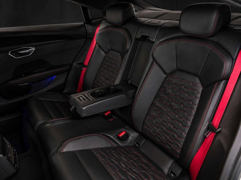Audi Rs e-tron gt RS e-tron GT Carbon Vorsprung 4WD 4dr 4dr Automatic 2026