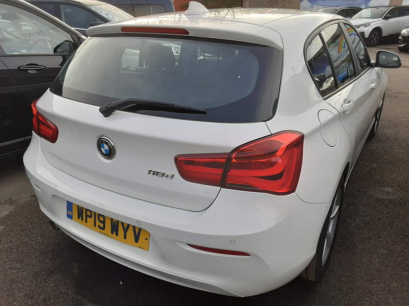 BMW 1 Series 2.0 118d SE Euro 6 (s/s) 5dr 5dr Manual 2026