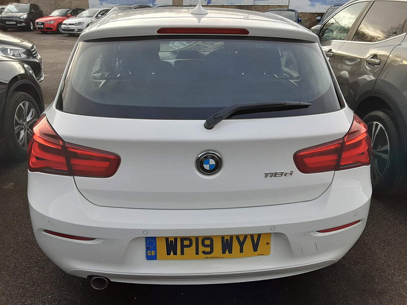 BMW 1 Series 2.0 118d SE Euro 6 (s/s) 5dr 5dr Manual 2026