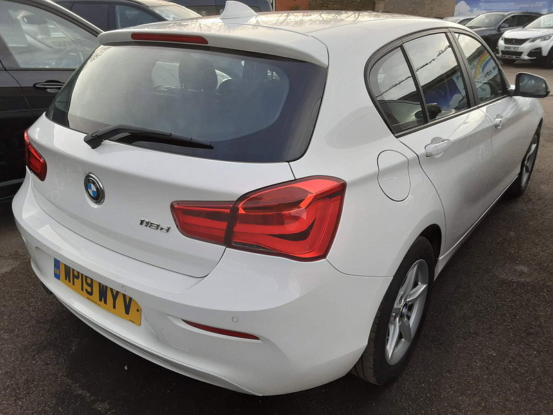 BMW 1 Series 2.0 118d SE Euro 6 (s/s) 5dr 5dr Manual 2026