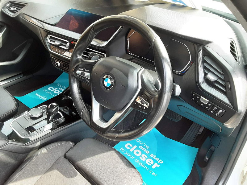 BMW 1 Series 2.0 118d Sport Auto Euro 6 (s/s) 5dr 5dr Automatic 2026