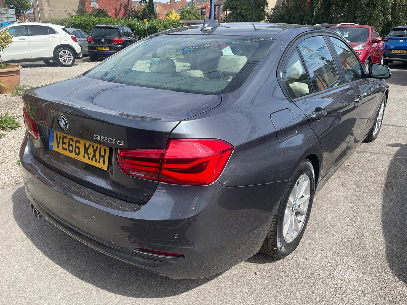 BMW 3 Series 2.0 320d ED Plus Euro 6 (s/s) 4dr 4dr Manual 2026