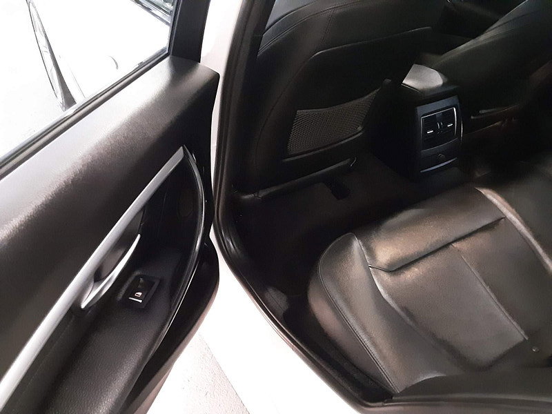 BMW 3 Series 2.0 330e 7.6kWh M Sport Auto Euro 6 (s/s) 4dr 4dr Automatic 2026