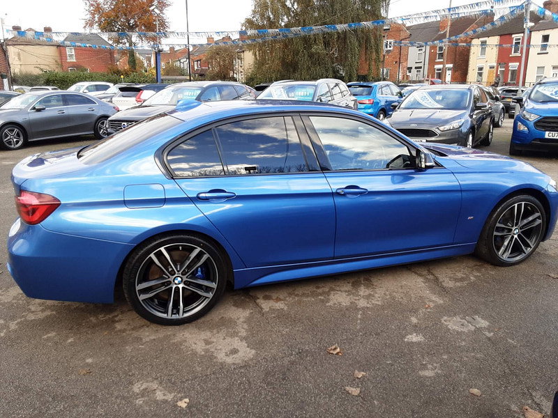 BMW 3 Series 2.0 330e 7.6kWh M Sport Shadow Edition Auto Euro 6 (s/s) 4dr 4dr Automatic 2026