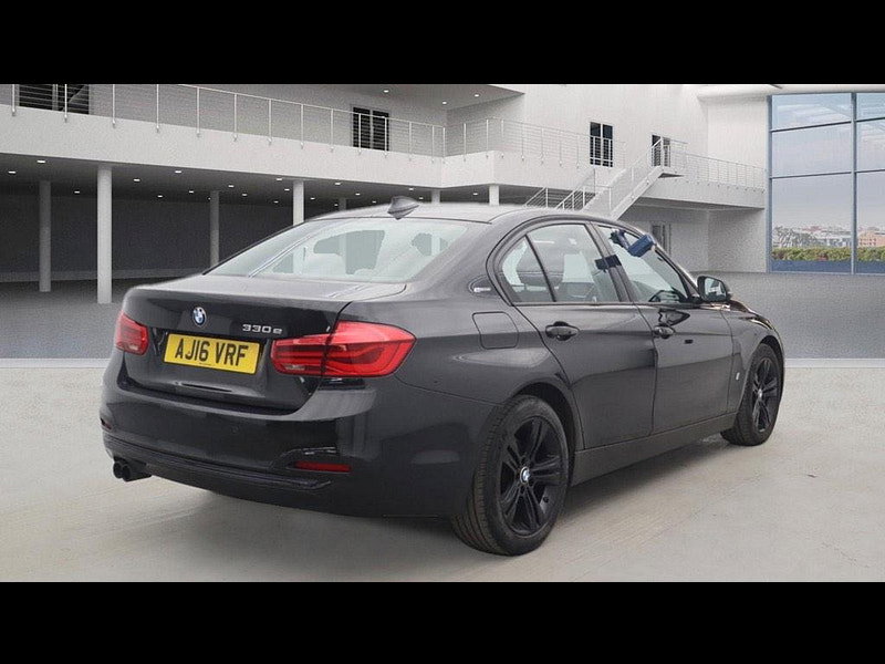 BMW 3 Series 2.0 330e 7.6kWh Sport Auto Euro 6 (s/s) 4dr 4dr Automatic 2026