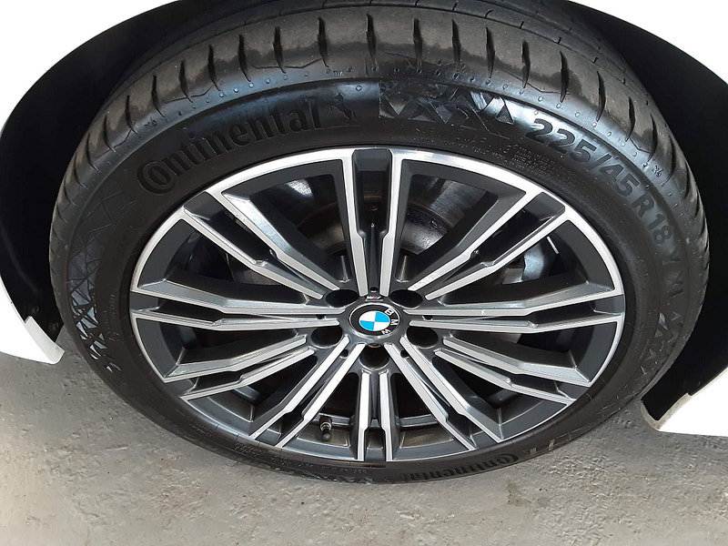 BMW 3 Series 2.0 330e 12kWh M Sport Auto Euro 6 (s/s) 4dr 4dr Automatic 2026