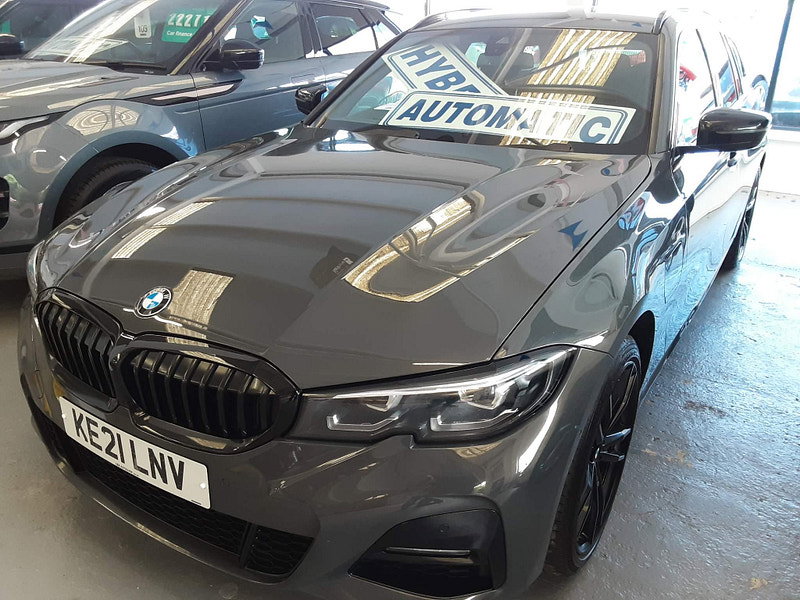 BMW 3 Series 2.0 330e 12kWh M Sport Pro Edition Touring Auto xDrive Euro 6 (s/s) 5dr 5dr Automatic 2026