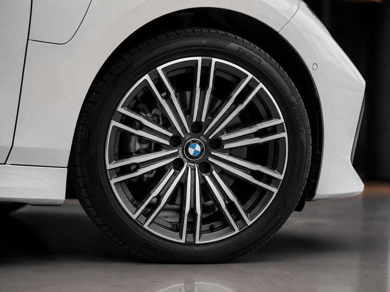BMW 3 Series 2.0 330e xDrive M Sport Auto 4WD 5dr 5dr Automatic 2026