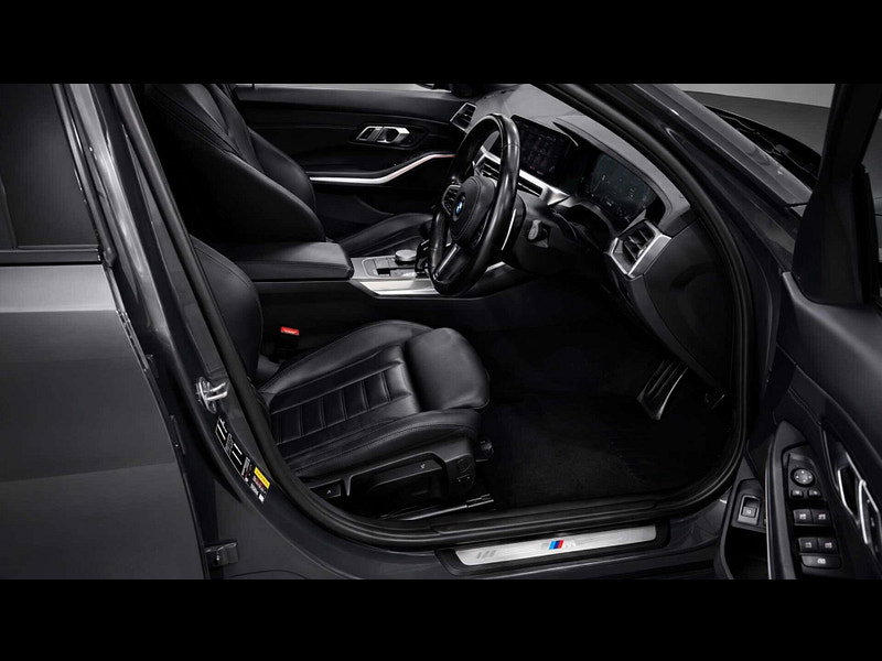 BMW 3 Series 2.0 330e xDrive M Sport Professional Edition Auto 4WD 5dr 5dr Automatic 2026