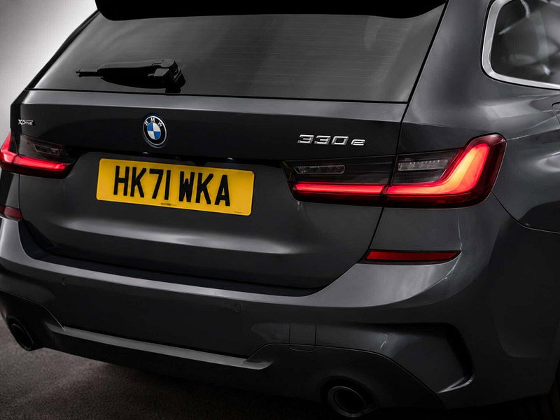 BMW 3 Series 2.0 330e xDrive M Sport Professional Edition Auto 4WD 5dr 5dr Automatic 2026