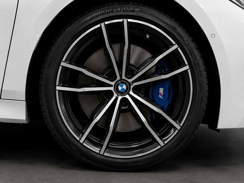 BMW 3 Series 2.0 330e M Sport Auto 4dr 4dr Automatic 2026