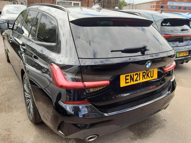 BMW 3 Series 2.0 330e M Sport Auto 5dr 5dr Automatic 2026