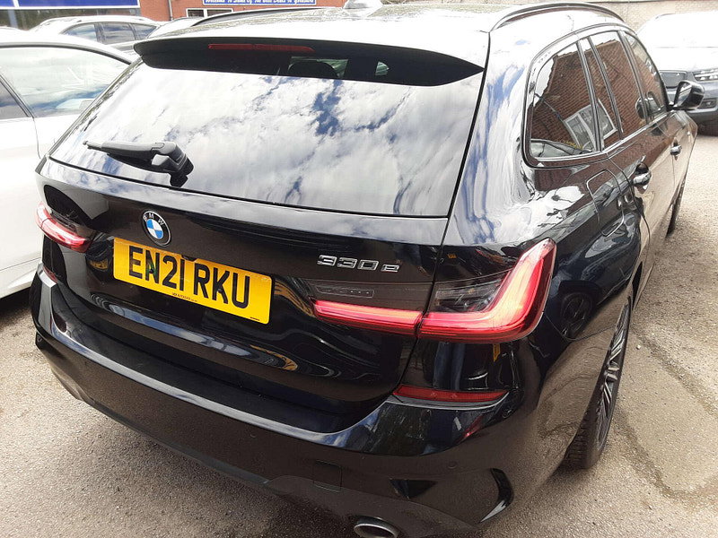 BMW 3 Series 2.0 330e M Sport Auto 5dr 5dr Automatic 2026