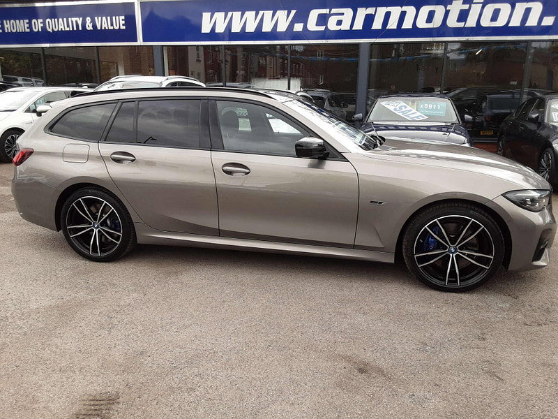 BMW 3 Series 2.0 330e M Sport Professional Edition Auto 5dr 5dr Automatic 2026