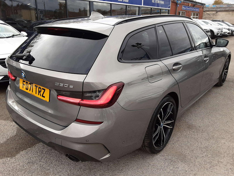 BMW 3 Series 2.0 330e M Sport Professional Edition Auto 5dr 5dr Automatic 2026