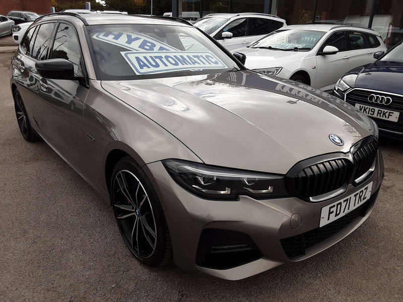 BMW 3 Series 2.0 330e M Sport Professional Edition Auto 5dr 5dr Automatic 2026