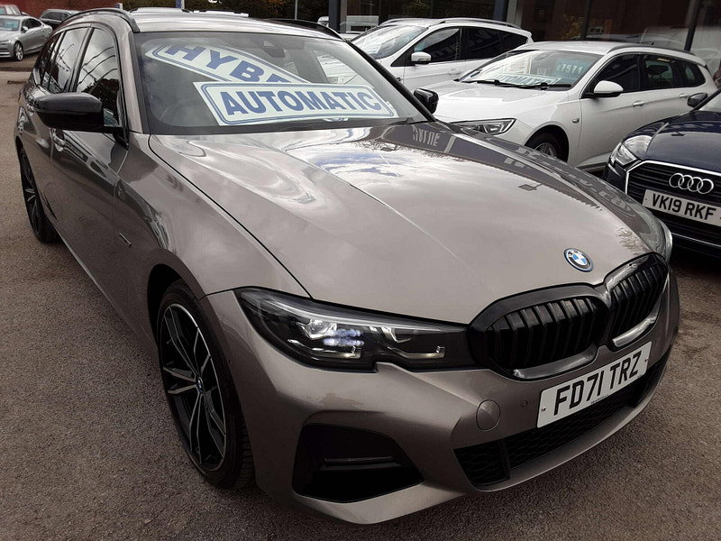 BMW 3 Series 2.0 330e M Sport Professional Edition Auto 5dr 5dr Automatic 2026