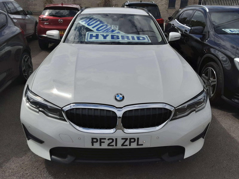 BMW 3 Series 2.0 330e Sport Professional Auto 5dr 5dr Automatic 2026