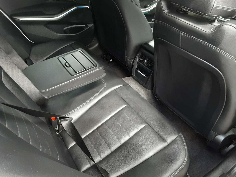 BMW 3 Series 2.0 330e Sport Professional Auto 5dr 5dr Automatic 2026