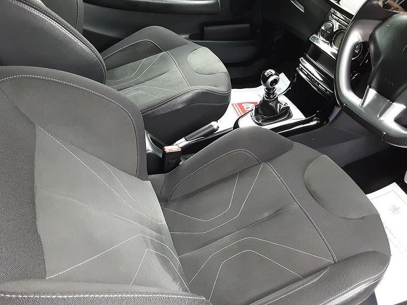 DS Automobiles DS 3 1.6 BlueHDi Elegance Euro 6 (s/s) 3dr 3dr Manual 2026